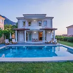 Hanel Life Royale 11 With Private Pool Villa