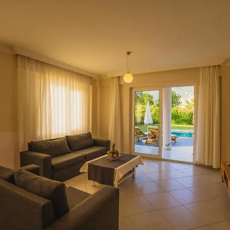 Hanel Life Royale 11 With Private Pool *