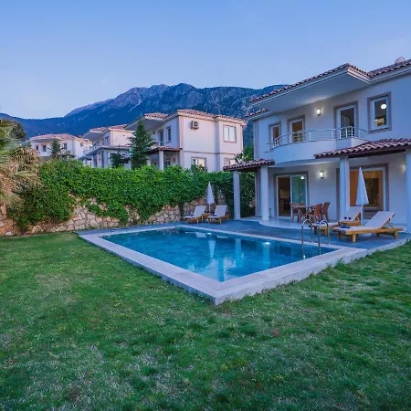 Villa Hanel Life Royale 11 With Private Pool